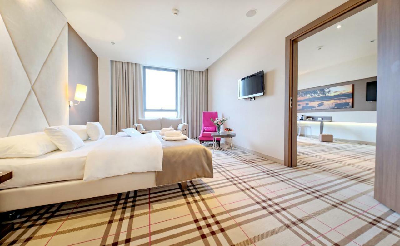Hotel 제수프 외부 사진